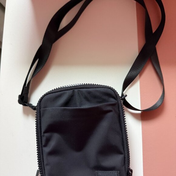 Easy Access Crossbody BLK ONE SIZE - Picture 5 of 7